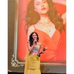 Riyaa Subodh Instagram - Such an honour to receive the 16th Gauravvanta Gujarati award for my contribution as a top model by Gujarat Tourism. @the_bollywood_hub @gujarattourism @ggawardofficial . Red carpet Outfit by @vesture.sk Jewellery by @rianajewellery Makeover by @makeover_by_purvi_shah Performance outfit by @khakobyheenapatel Styled by @khushaliee Assistant stylist @devanshijain16 Nail art by @daisynailstudio RiverFront Ahmedabad
