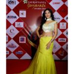 Riyaa Subodh Instagram - Such an honour to receive the 16th Gauravvanta Gujarati award for my contribution as a top model by Gujarat Tourism. @the_bollywood_hub @gujarattourism @ggawardofficial . Red carpet Outfit by @vesture.sk Jewellery by @rianajewellery Makeover by @makeover_by_purvi_shah Performance outfit by @khakobyheenapatel Styled by @khushaliee Assistant stylist @devanshijain16 Nail art by @daisynailstudio RiverFront Ahmedabad