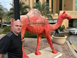 Rob Cross Instagram - It’s always happy hump day in Bahrain 🐫 🎯⚡️ @targetdarts @NamosSolutions @jenningsbetinfo @scott_rbs