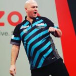Rob Cross Instagram - HIGH VOLTAGE! ⚡️ Rob is through to the last 16 of the World Championship after beating Mervyn King 4-1. He hit five 180s, average 99.13 with a 43% checkout success. @targetdarts @NamosSolutions @jenningsbetinfo @scott_rbs 📸 @_taylorlanningphotography_