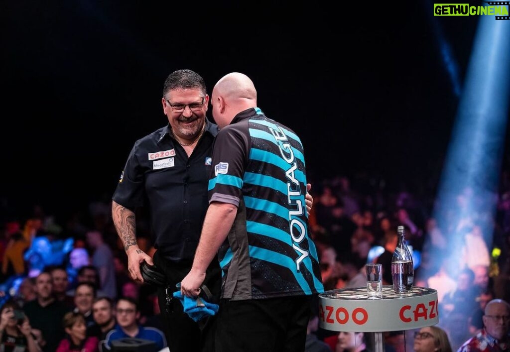 Rob Cross Instagram - Very happy to produce the second highest average of 112.3 in Masters history. Credit to Gary for a great performance and game, I loved it. Just got to keep that going!⚡️ @targetdarts @NamosSolutions @jenningsbetinfo @scott_rbs 📸 @_taylorlanningphotography_