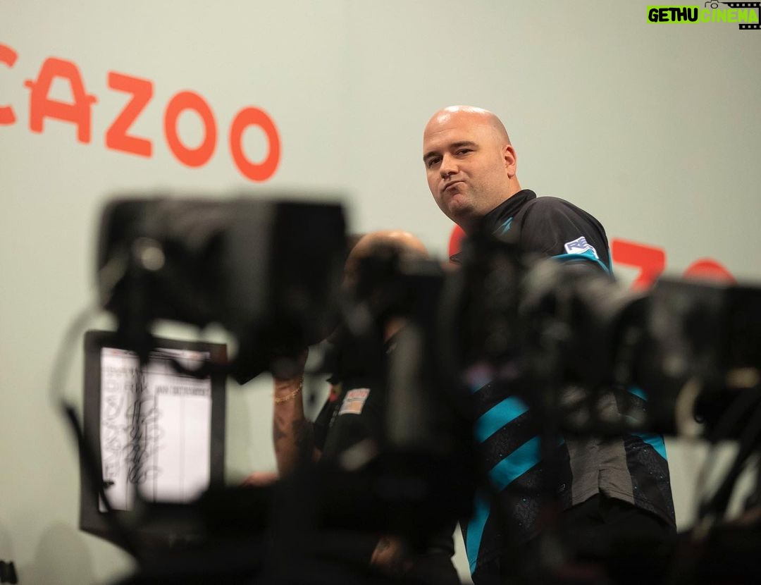 Rob Cross Instagram - That didn’t go to plan at all. Frustrating result. Onto the next one against Martin Schindler. We go again! @targetdarts @NamosSolutions @jenningsbetinfo @scott_rbs 📸 @_taylorlanningphotography_