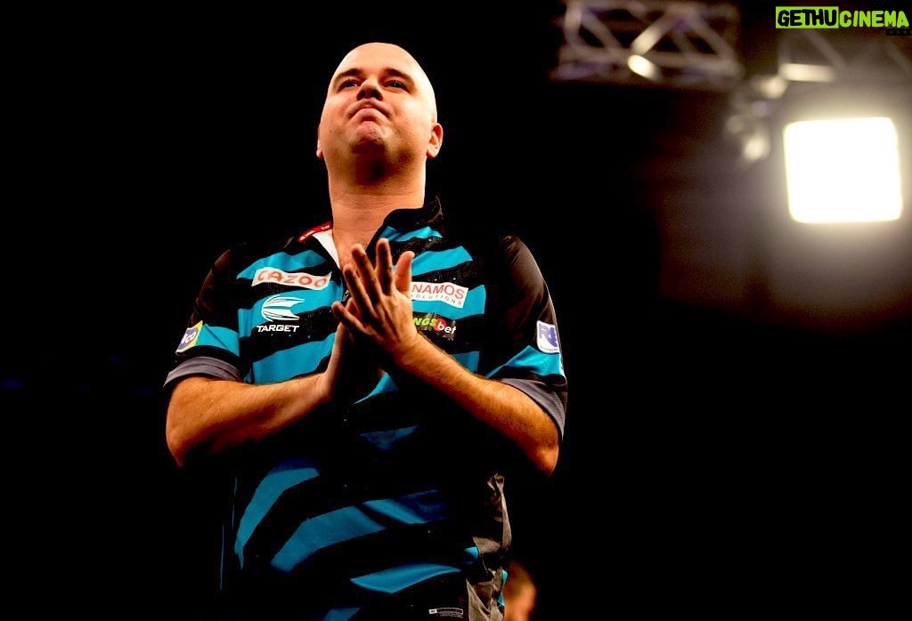 Rob Cross Instagram - Ready for one of my favourite tournaments the European Championship. I face Dimitri Van den Bergh in Dortmund tonight. I’ve won this twice and I want to win it again. Let’s do it. ⚡️ @targetdarts @NamosSolutions @jenningsbetinfo @scott_rbs 📸 @_taylorlanningphotography_