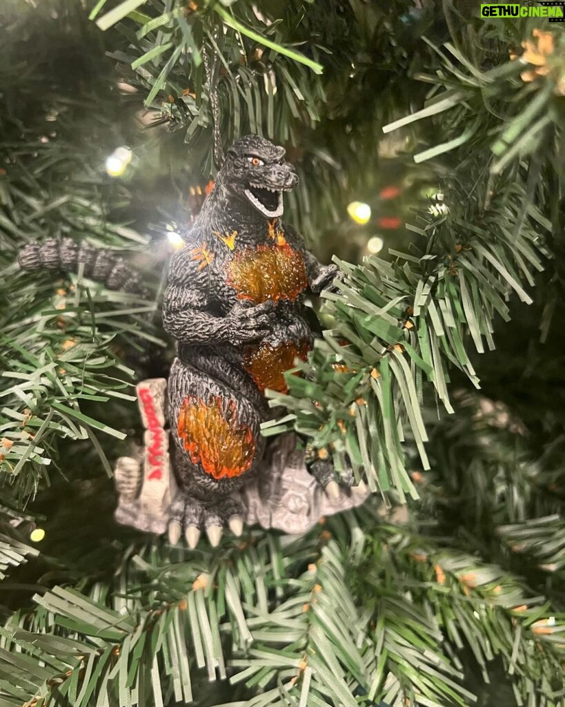 Rob Liefeld Instagram - Holiday Vibes from the kid’s tree. Hello December! #marvel #starwars #deadpool #mountaindew #santa #rudolph #godzilla Yes, my kids are adults now, but we still put THIS TREE in play.