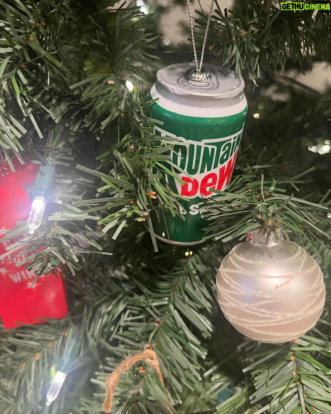 Rob Liefeld Instagram - Holiday Vibes from the kid’s tree. Hello December! #marvel #starwars #deadpool #mountaindew #santa #rudolph #godzilla Yes, my kids are adults now, but we still put THIS TREE in play.