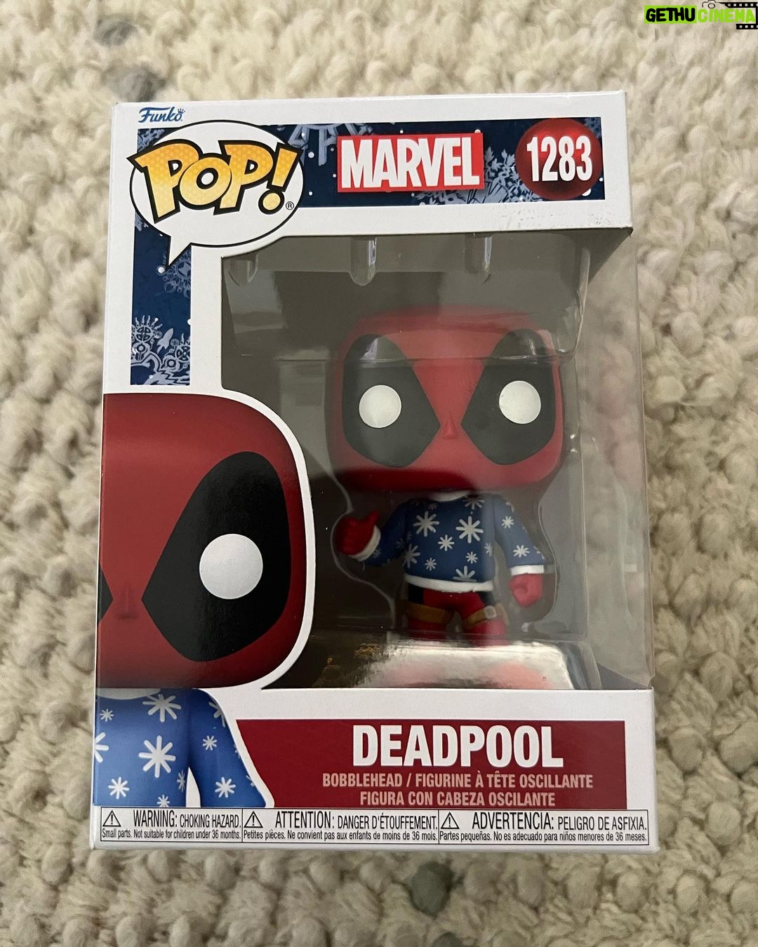 Rob Liefeld Instagram - Holiday @originalfunko pops! I can’t stop scribbling on em! Check out our Holiday episode tonight @whatnot! Link in story! #deadpool #marvel #robliefeld