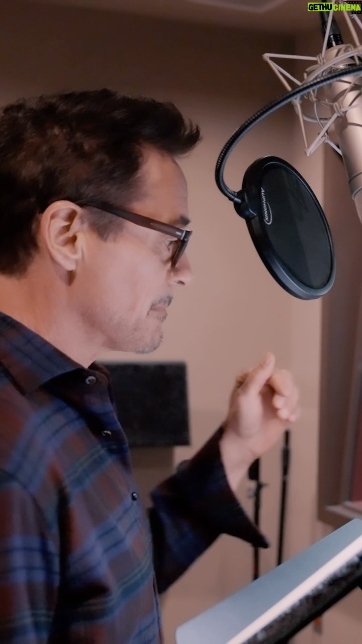 Robert Downey Jr. Instagram - So… I wrote a book w/ @tkostigen that’s easy on the digestive tract and helpful to our Home Planet!! “Cool Food,” is hitting shelves on 1-23-24 just in time for #CoolFoodDay. If you pre-order now (LINK IN BIO) you’ll snag a limited edition zine filled with custom illustrations.