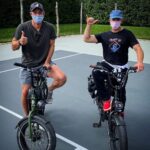 Robert Downey Jr. Instagram - #Brother @chrisccuomo and I #summer lovin’ and appreciating these @radpowerbikes ... #riderad #ebikes #radrunner #eastcoast connection 🙏🏽♥️