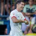 Robert Lewandowski Instagram – What a win 😎💪🏻
+3 points @fcbarcelona