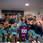 Robert Lewandowski Instagram - Going home with 3 points 💪🏻 @fcbarcelona