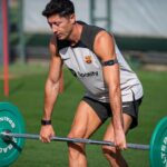 Robert Lewandowski Instagram – Work in progress 💪🏻

@fcbarcelona