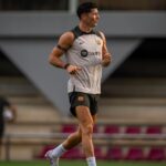 Robert Lewandowski Instagram – Training mode 💪🏻

@fcbarcelona