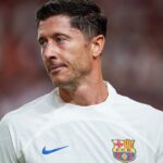 Robert Lewandowski Instagram – Going back home with a victory 💪🏻
@fcbarcelona