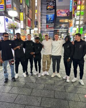 Robert Lewandowski Instagram - Early morning stroll around Tokyo 🇯🇵
@fcbarcelona