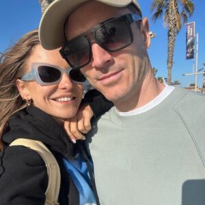 Robert Lewandowski Instagram - @annalewandowska I love you more each day, the past ten years that I have spent with you have been the best time of my life. Today is a celebration of our love. Thank you for being by my side, always. My life is complete with you. 
Happy 10th anniversary ❤️