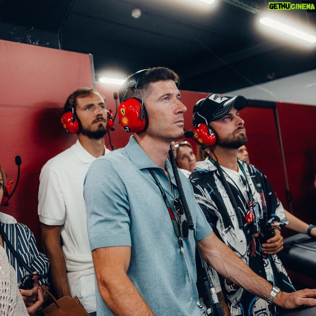 Robert Lewandowski Instagram - Thank you @scuderiaferrari for this amazing experience and hospitality! Good luck tomorrow!