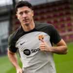 Robert Lewandowski Instagram - Work in progress 💪🏻 @fcbarcelona