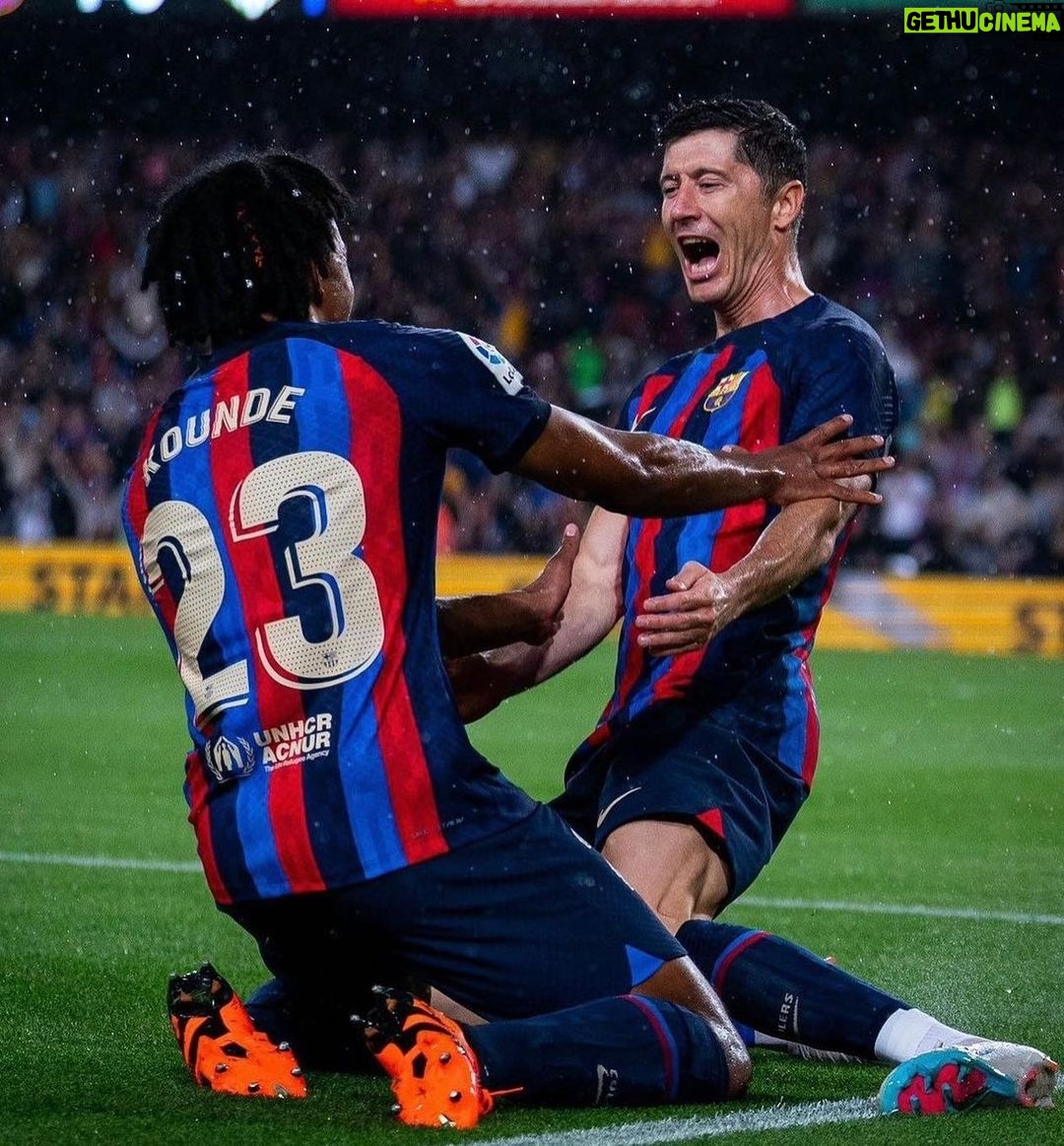 Robert Lewandowski Instagram - Ending the year with gratitude! Farewell 2023!