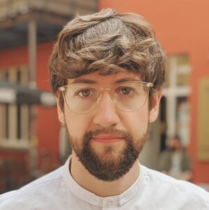 Robin Blase Instagram - Dinge, an denen ich merke, dass ich alt werde:
- TikTok
- YouTube Trends
- Ich brauch jetzt ne Brille zum Autofahren