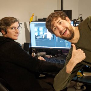 Robin Blase Instagram - Mitarbeiter Motivation ist wichtig, zum Beispiel wenn man sie einen Monat lang einsperrt um ein YouTube Deutschland Rewind 2019 zu animieren. Dieses Video ist jetzt online. Link in der Bio.