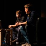 Robin Blase Instagram - #WerbungWegenVerlinkung Die letzte Folge #Lästerschwestern des Jahres ist jetzt online. Dieses Jahr haben wir 45 Folgen produziert, waren beim @auf_die_ohren Festival & in 8 Städten auf Tour - und mit @fynnalist, @rezo, @klengantv, @maithink, @kurz_gesagt, @maximmarkow & @handiofiblood auf der Bühne. Wir haben mit DerTommekk, @etiennetogo, den @bestefreundinnen_podcast, @mordlustderpodcast & @marcel Folgen aufgenommen. Danke an alle, die uns dieses Jahr begleitet haben, danke an alle Hörer - und vor allem an @hainda, dass er seit zwei Jahren dieses Quatsch mit mir macht. Wir machen jetzt erstmal eine Pause - mehr dazu in der neuen Folge, und im Podcast bei @bestefreundinnen_podcast, mit denen wir diese Woche ausführlich über Stress & Müßiggang gesprochen haben - den gönnen wir uns jetzt. Foto von @timhorus
