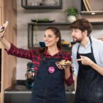 Robin Blase Instagram - #UnbezahlteWerbung Ich durfte zum ersten Mal in meinem Leben vor der Kamera backen - jetzt zu sehen bei @sallyswelt Wir haben außerdem zusammen eine Folge #GameofPhones aufgenommen - auch die ist jetzt online, überall wo's Podcasts gibt!