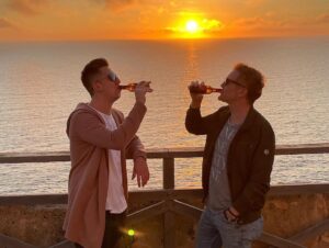 Robin Leutner Instagram - Mallorca, du bist einfach immer mega geil! Wer denkt du seist nur Sauftourismus, der kennt dich nicht. ♥️ 🏝️ 🌞 #mallorca #sunset #urlaub