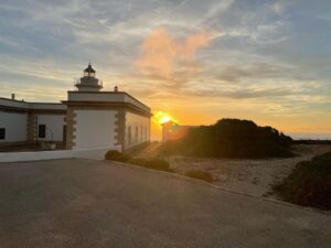 Robin Leutner Instagram - Mallorca, du bist einfach immer mega geil! Wer denkt du seist nur Sauftourismus, der kennt dich nicht. ♥️ 🏝️ 🌞 #mallorca #sunset #urlaub