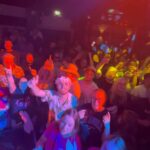 Robin Leutner Instagram - Danke @a1musikpark Lübeck! Es war mega bei euch! ❤️🙏 Wir sehen uns Montag und Donnerstag wieder im @oberbayern_mallorca bevor dann endlich der Cannstatter Wasen wieder beginnt 😍 #djrobin #bumsbar #party #layla #mallorca #oberbayern #lübeck