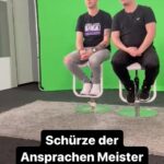Robin Leutner Instagram - So muss man es machen oder? 😂 Danke @schuerze_music 😂 #djrobin #schürze #chartshow #layla