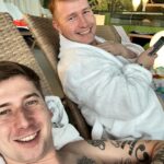 Robin Leutner Instagram - Happy Birthday to my Bro @schuerze_music ❤️ Auf viele weitere gemeinsame Jahre! Bleib so ein geiler Typ wie du bist! 🙏🎉 #friends #birthday #layla #schürze #party #geburtstag Therme Erding