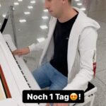 Robin Leutner Instagram - Noch 1 mal schlafen bis zur Neuauflage von 1,2 Polizei zusammen mit @abrissgebeat 😍🙏🎉 Jetzt Presafen! Link in Bio! 🙏 #djrobin #abrissgebeat #12polizei #neuauflage #party #electro #newsong #layla #bumsbar #rapunzel #mallorca #summerfieldrecords