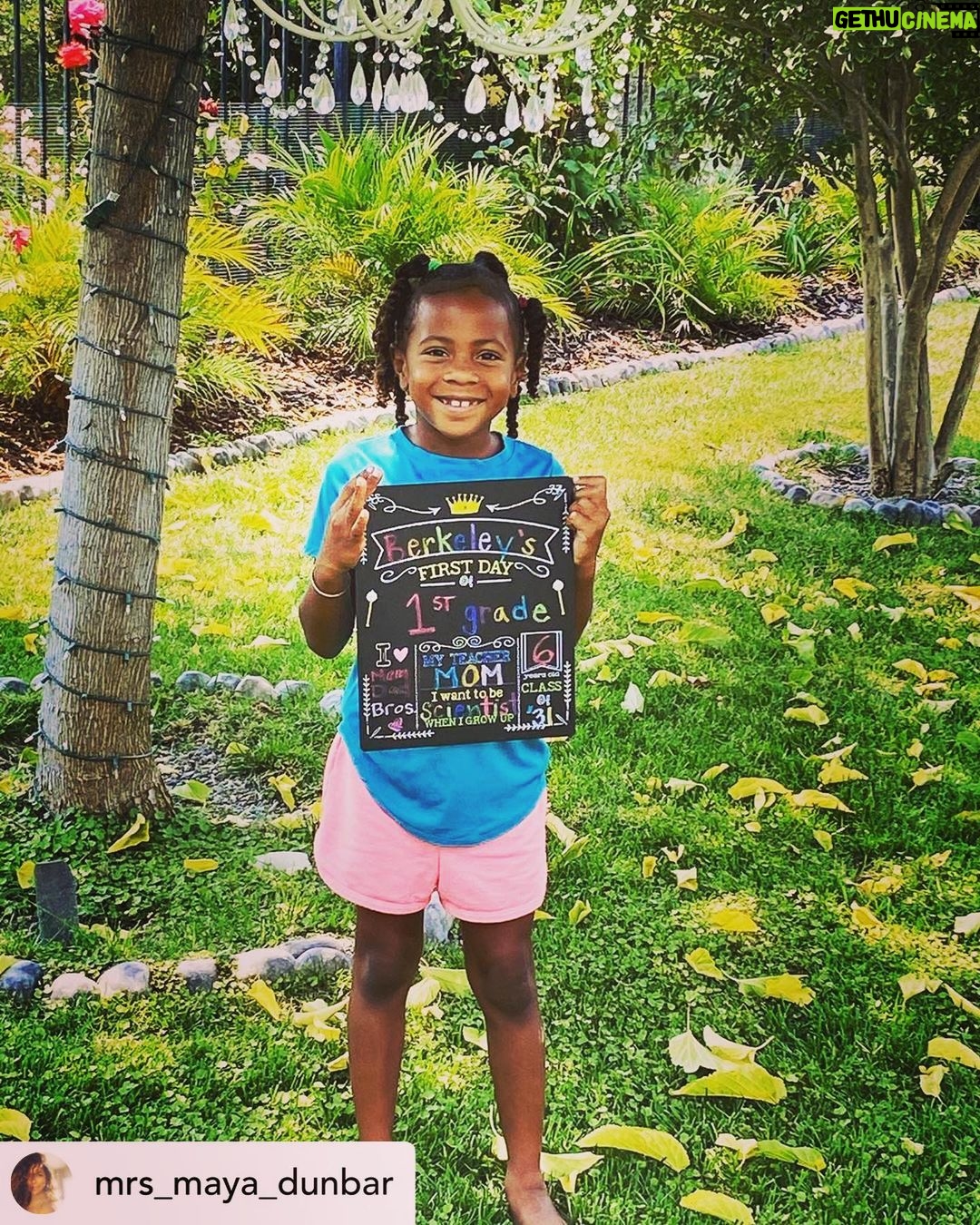 Rockmond Dunbar Instagram - Posted @withregram • @mrs_maya_dunbar Almost a month after we officially started 🥴🤦🏽♀️ but it's better late than never baby! 😊 Berkeley (aka The Original & first Hollywood kid named 'Berkeley' before it became a trend 😒😏😖) representing for her first day of official homeschooling as she embarks on her journey into 1st grade! ❤️🖤💚 #blackhomeschoolers #blackhomeschooling #blackhomeschool365 #blackhomeschoolfamily #homeschooling #homeschool #firstgradehomeschool #firstgrader #firstgrade