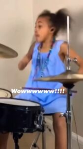 Rockwilder Instagram - HOW DOPE AND SICK AND DOPE IS THIS!!!! 🔥🔥🔥🔥🔥🔥🔥🔥 @nandi_bushell - heathens (twenty one pilots) nandibushell #Heathens #TwentyOnePilots #DrumSolo #Drums #Beats #ChildProdigy #Prodigy #DrumProdigy #Zildjian #zildjianacustom #Drumbeat #DrumCover #LiveMusic #GoodMusic #CoverSong #drummer #drummergirl #drumgirl #drummerlife