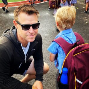 Rodger Corser Instagram - ...and just like that all Corser kids are either at school...or have already finished it.
Tears from some parents (I’m looking at you @renae.berry🥲)
 ...and high fives from others (I probably fall into the 2nd category)
Regardless it was a great first week at big school. Shout out to all the other Kindy/Prep parents which ever category you fall into 🙌/🥲