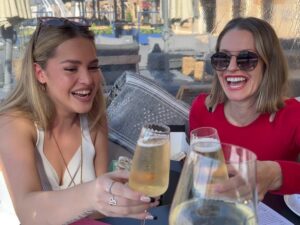 Rodger Corser Instagram - A very “BIG” Happy 21st Birthday to our darling Zippy , Zipporah Mary @zipporraahh We love you to the moon and back…and also to an Aussie monument or three.
Lots of love always from Nay, me and the smaller ones xoxo