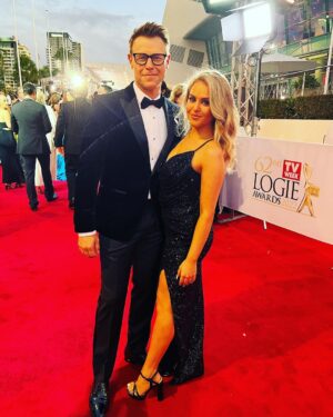 Rodger Corser Instagram - Sharing the red carpet with my stunning eldest little girl.
Look out for her tonight on stage holding the little statues @zipporraahh #dadgoals #logies2022 #trophyhostess
Thanks @boss for kitting me out yet again!!