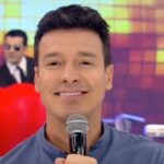 Rodrigo Faro Instagram – Corre pra marcar o @! 🤣 #cantadasdofaro