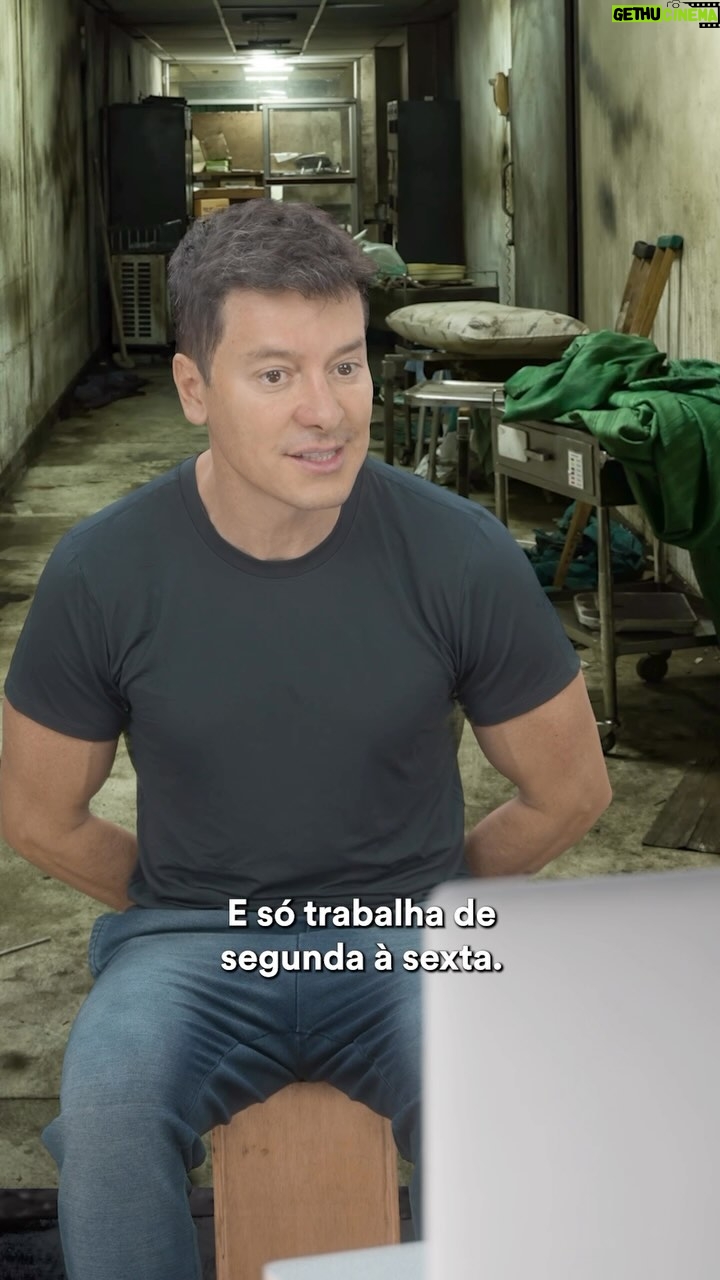 Rodrigo Faro Instagram - Olha alguns concursos que estão para acontecer agora em 2024: - CNU - 6.640 vagas - R$ 2,5 mil a R$ 23 mil - PF/PRF administrativo - 850 vagas - R$ 4.700/mês - BNB - 500 vagas - R$ 3,6 mil a R$ 6,2 mil - STM - 240 vagas - R$ 8 mil a R$ 14 mil - TSE - 520 vagas - R$ 8 mil a R$ 14 mil - PC-DF administrativo - 740 vagas - R$ 2,7 mil a R$ 4,1 mil E esses são só algumas das mais de 60.000 vagas previstas. O @estrategiaconcursos está com todo o site em promoção até o dia 15/Janeiro. 🤯 Você pode adquirir Cursos, Pacotes ou Assinaturas com até 52% de desconto, parcelando em até 12x e com 30 dias de garantia para testar o material. 📌 Os Pacotes são o conjunto de cursos por matérias específicas para um Concurso Público. Exemplos: Pacote para o Concurso do INSS, Pacote para o Concurso do IBGE, Pacote para o Concurso da PRF etc. 📌 Já as Assinaturas contém todos os Pacotes do site, e são mais indicadas para quem ainda não decidiu qual concurso quer fazer, ou pretende fazer mais de um concurso. Você vai estar estudando com o curso que mais aprova em Concursos Públicos no Brasil. 🙌 Se você quer ter um emprego com alta remuneração e estabilidade (para nunca mais ter medo de ser demitido), então segue o @estrategiaconcursos para saber tudo sobre concursos. 😉 💬 Comente QUEROESTUDAR para dar o primeiro passo agora! #estrategiaconcursos #concursos2024 #concursopublico #publicidade