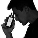 Rodrigo Faro Instagram - Para representar o homem icônico moderno, intenso e que confia em si, @antoniobanderas traz essa nova fragrância incrível. The Icon Elixir está pra lá de chique e é uma ótima opção de presente para o dia dos pais. Mostrei um pouquinho mais nos stories, corre lá e clique no link pra garantir esse super perfume! 😉 #TheIconAttitude #BanderasPerfumes #publicidade