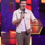 Rodrigo Faro Instagram - @rodrigofaro traz toda sua energia e carisma para o #CantaComigoTeen, um show de talentos que vai mexer com as suas emoções 🤩 Não perca! A gente se encontra às 18h, na tela da #RecordTV! 🎶