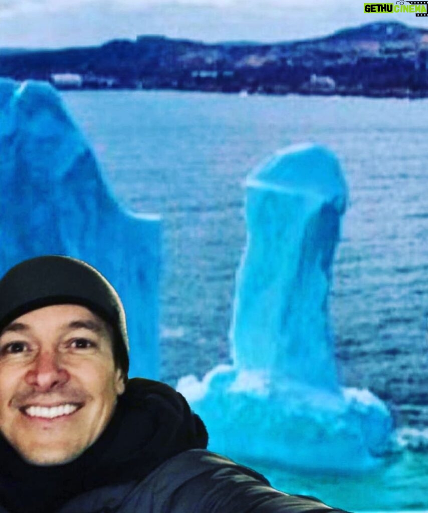 Rodrigo Faro Instagram - URGENTE!!!! Acabo de registrar o momento que um Iceberg gigante se desprende das geleiras do Ártico…