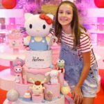 Rodrigo Faro Instagram – Parabéns à minha Helena pelos seus 11 anos! Nossa caçula que ilumina nossos dias com alegria desde o primeiro momento. Que este novo ano traga ainda mais sorrisos e conquistas para a nossa princesa! 🎉🎂 Viva você, filha! Te amamos muito!
📸: @catiaherreraemarcelovita 
Decoração: @andreaguima5