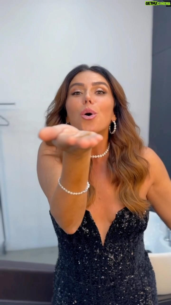 Rodrigo Faro Instagram - Não perca o final do vídeo 😬 e já marca quem ta precisando de prosperidade aí 🤣