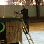 Rodrigo González Instagram - Han pasado muchos años de la última vez que actué en una obra de teatro. Estos meses he vuelto a mis orígenes, ensayando y retomando mi profesión, y que mejor que con una obra que habla de nuestro Chile, de la epopeya de la goleta Ancud, que toma posesión de las tierras magallánicos. Una obra que le mostraremos a los estudiantes, una obra donde podré volver a compartir con un público hermoso, como son los niños y jóvenes. No en grandes teatros, si no que en gimnasios, en patios de los colegios. Entregando mi trabajo feliz, y agradecido. Quiero invitar a toda la comunidad de Pucón y Villarrica a que vean este trabajo. Que además será gratuito. Lunes 22 de agosto 14:00 escuela carileufu, Pucón Miércoles 24 de agosto 20:00 complejo educacional Carlos Holzapfel Viernes 26 de agosto 20:00 centro cultural de Villarica Entrada gratuita. Proyecto financiado por el fondo de artes escénicas convocatoria 2021. Porque chile es más que Santiago. Los esperamos. Una obra para todo público que cuenta un trozo de nuestra historia #teatro #surdechile #teatroescolar Gracias por apoyarme siempre.