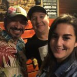 Rodrigo González Instagram - Con el @raulin1508 mi compare! Recibiendo puro cariño! @carorickenberg gracias perro! #valpo #feliz