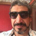 Rodrigo González Instagram - Como que cada día qué pasa me estoy pareciendo más al compadre moncho shishetudhdhahqgs Todo por @robinsones.serie