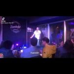 Rodrigo González Instagram - Un momento en Peñalolén. Así estaremos en @casa.comedia el viernes 7 de julio. Riendo y disfrutando de la vida. Tickets en @comediaticket y @comedy_pass