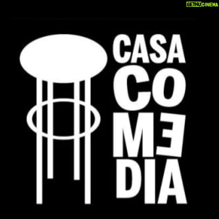 Rodrigo González Instagram - Hoooola!!!! Pronto inauguraremos un nuevo restaurante dedicado a la comedia. @casa.comedia Síguenos para que descubras nuestros shows. Promociones. Artistas. Platos y tragos! Síguenos y no te quedes fuera de nuestro nuevo bar!