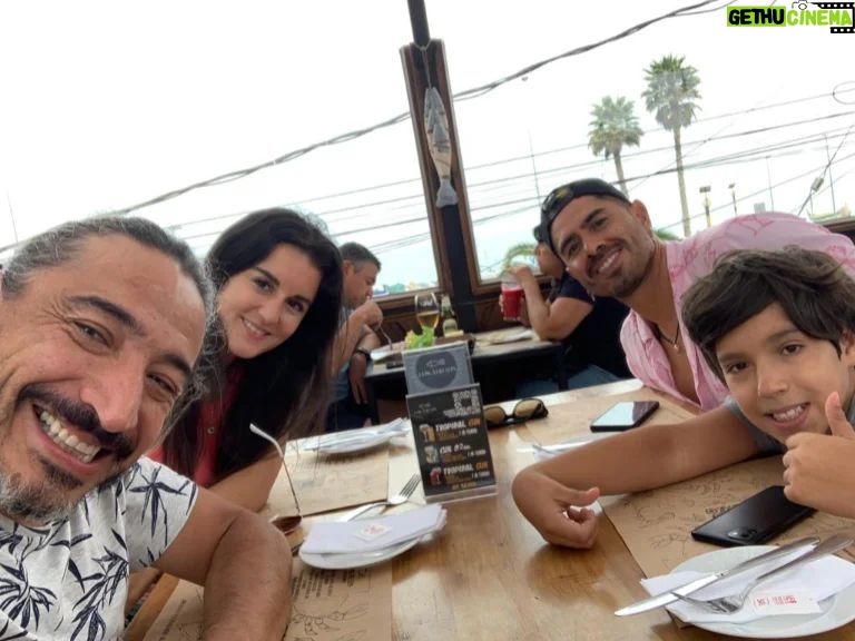 Rodrigo González Instagram - Esta semana con Diego almorzando! Te quiero mucho bro!